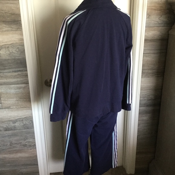 Crop Pant Track Suit - Picture 5 of 8